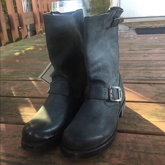 Frye Veronica Short Engineer Boots - Picture 1 of 6